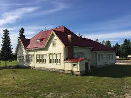 Parhalahden koulun kuva.